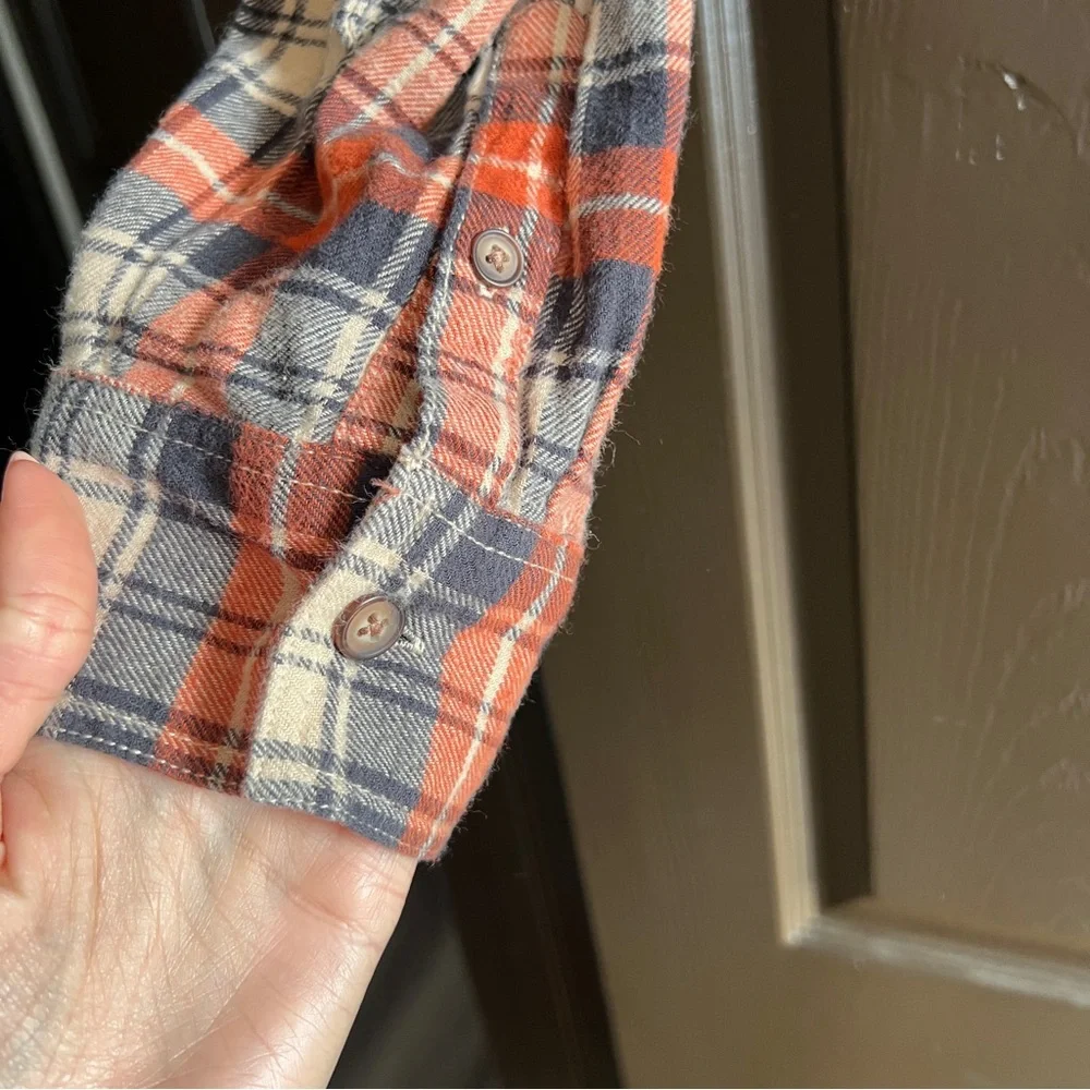 Arizona Jean Company Orange Cream Plaid Button-Up Flannel